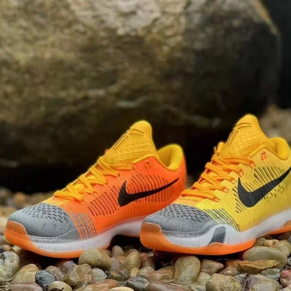 Kobe men's shoes - Picture 4 of 9